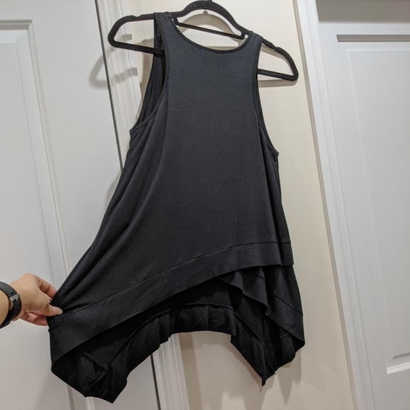 love, FIRE Overlapping Back with Sharkbite Hem Top - Picture 7 of 8